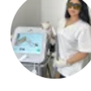 Kader, Inhaberin von Zine Laser